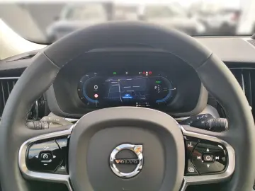 VOLVO XC60 T6 Ultra Bright Plug-In Hybrid AWD