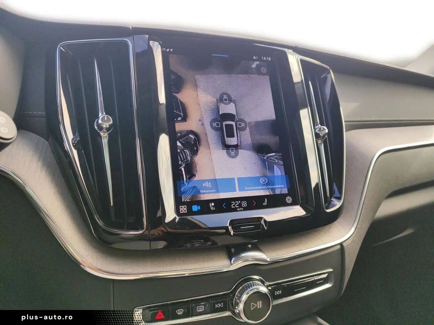 VOLVO XC60 T6 Ultra Bright Plug-In Hybrid AWD