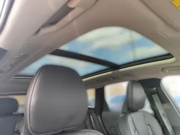 VOLVO XC60 T6 Ultra Bright Plug-In Hybrid AWD