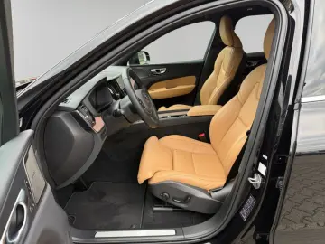 VOLVO XC60 T6 AWD Plug-in Hybrid Plus Bright Adaptives