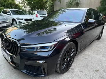 BMW 740
