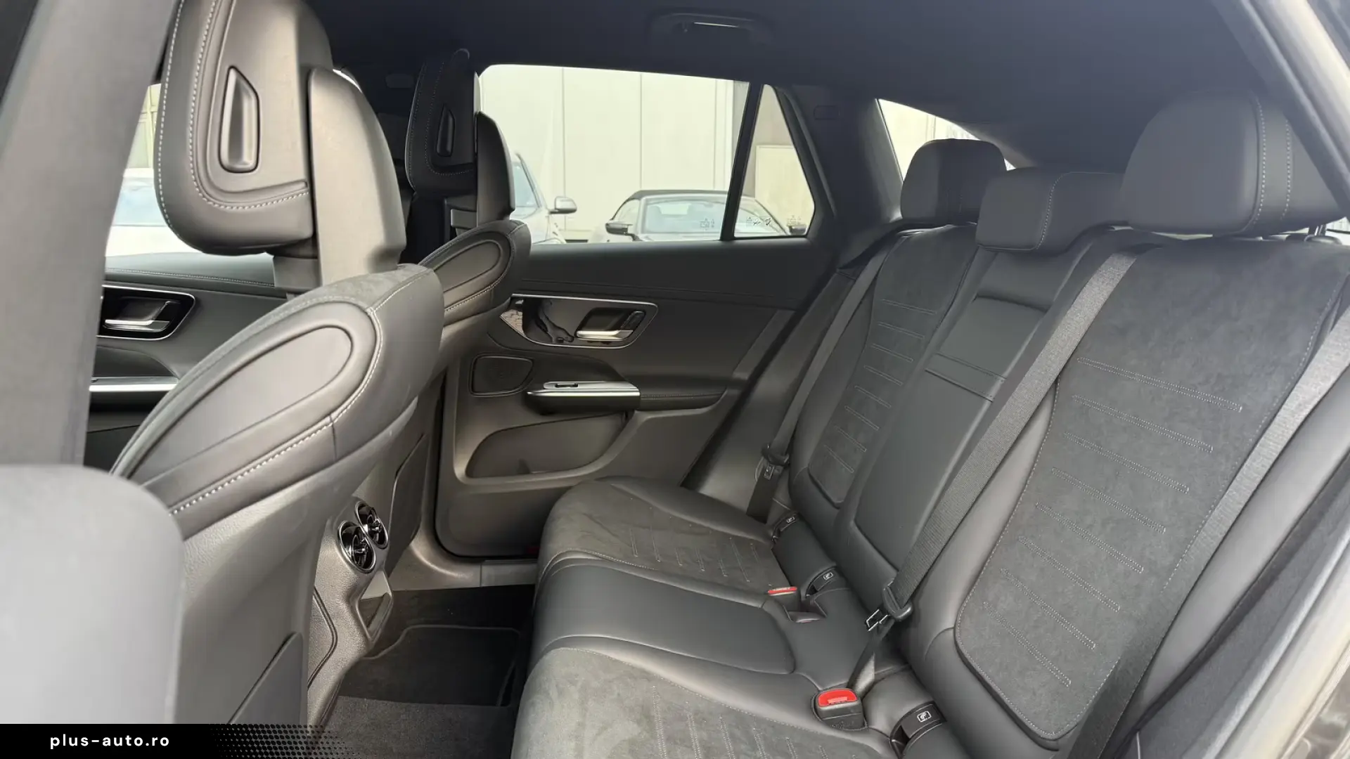 Mercedes-Benz GLC200 AMG Line LED Navi Kamera PDC