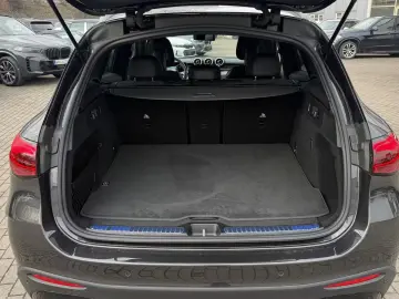 Mercedes-Benz GLC200 AMG Line LED Navi Kamera PDC