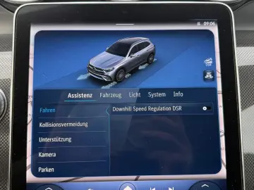 Mercedes-Benz GLC200 AMG Line LED Navi Kamera PDC