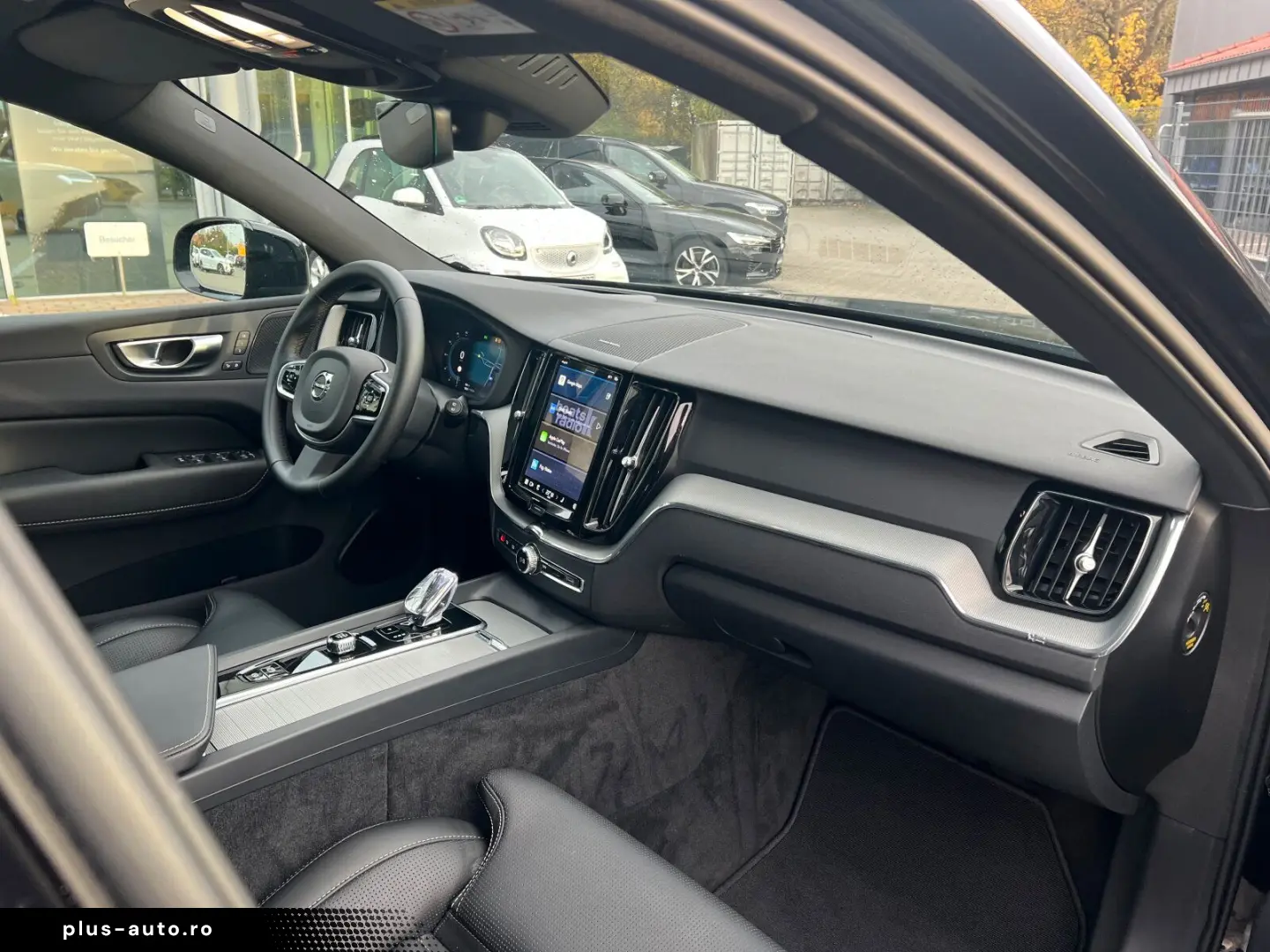 VOLVO XC60 T8 Plus Black Edition  HEAD UP HK LED PANO