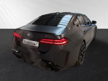 BMW M5 Limousine  frozen deep grey