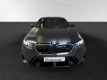 BMW M5 Limousine  frozen deep grey