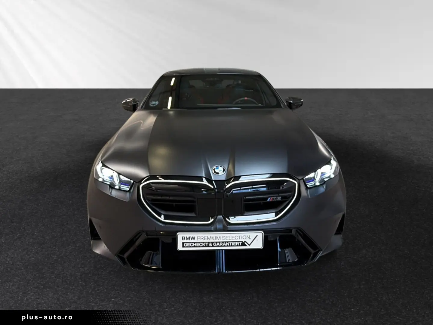 BMW M5 Limousine  frozen deep grey