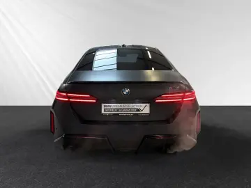 BMW M5 Limousine  frozen deep grey