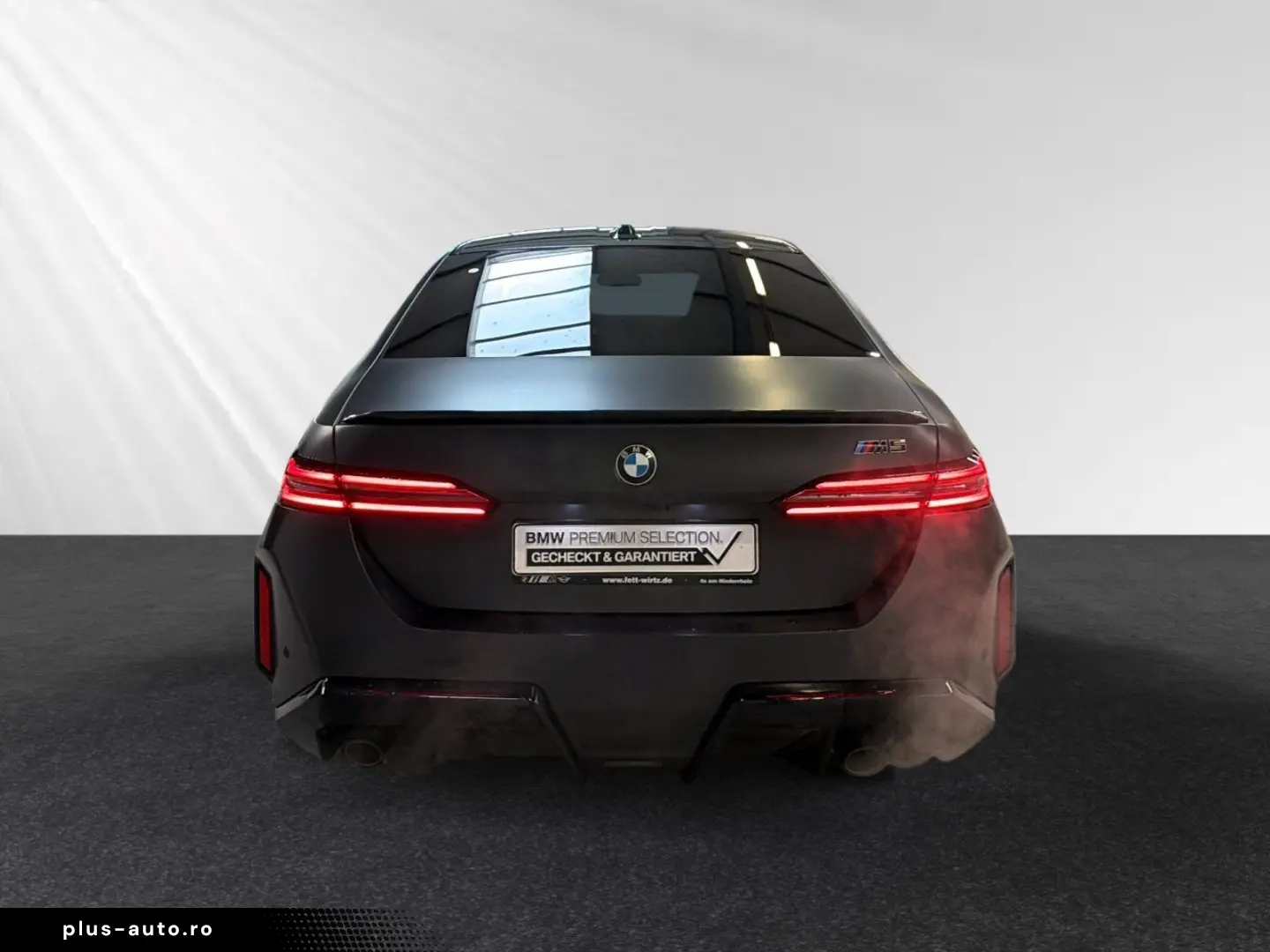 BMW M5 Limousine  frozen deep grey