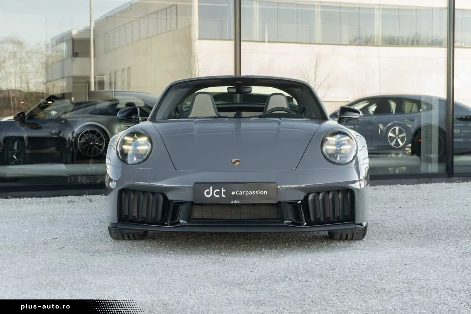 PORSCHE 992 Targa 4 GTS 18Way SportDesign Leather Chalk