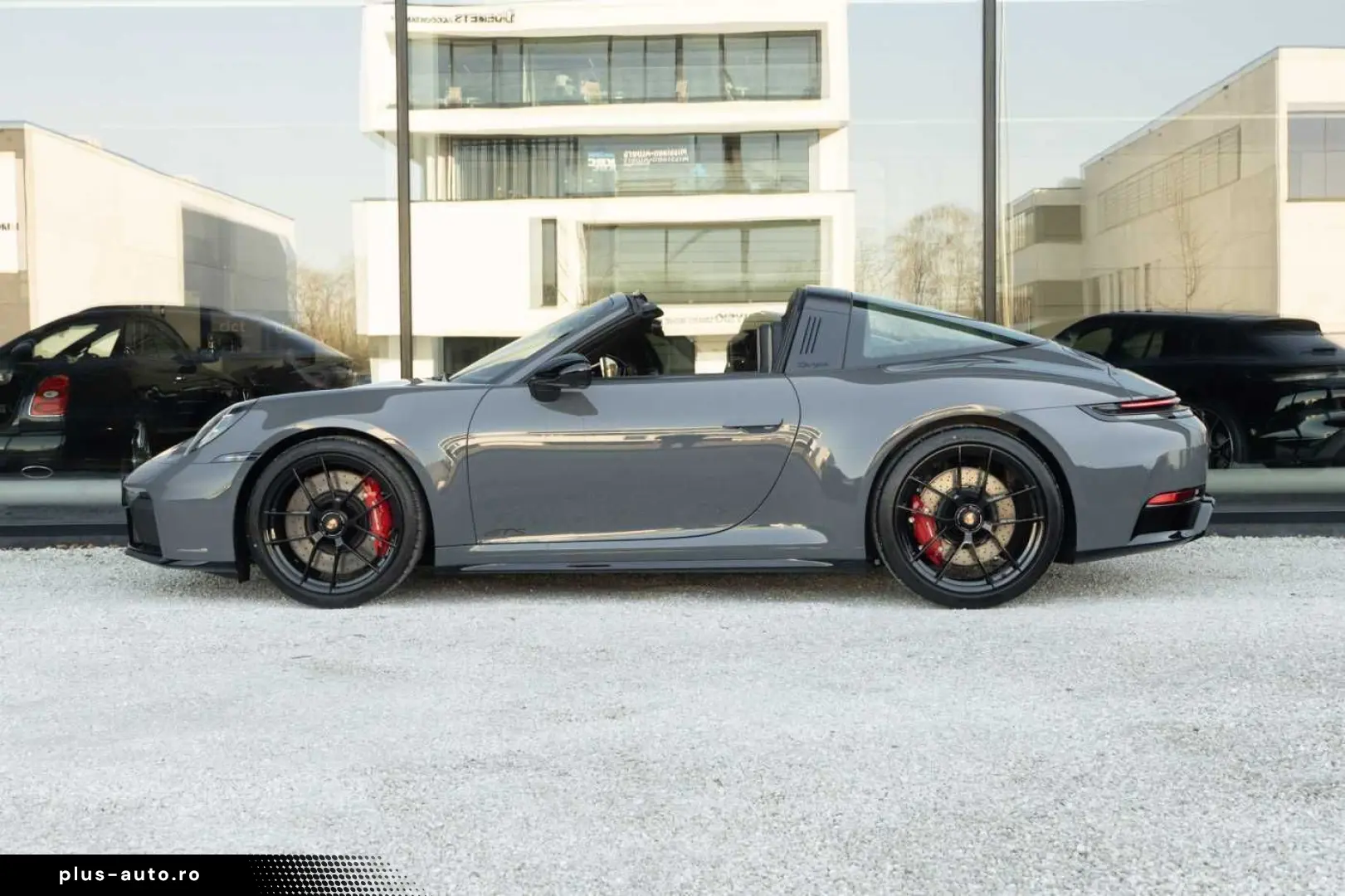 PORSCHE 992 Targa 4 GTS 18Way SportDesign Leather Chalk