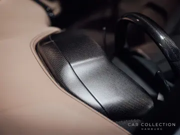 FERRARI Purosangue   Verde Celeste   Carbon   Pano