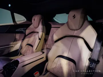 FERRARI Purosangue   Verde Celeste   Carbon   Pano