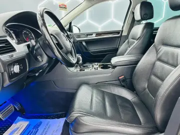 VOLKSWAGEN TOUAREG 2013 3.0D E5 Garantie 12 Luni Rate Avans