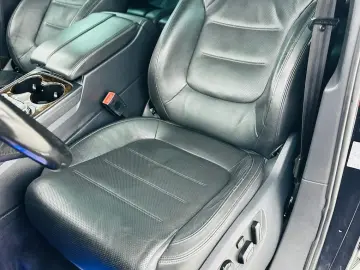 VOLKSWAGEN TOUAREG 2013 3.0D E5 Garantie 12 Luni Rate Avans