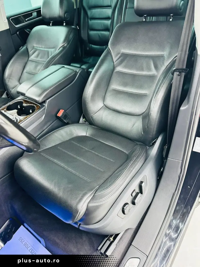 VOLKSWAGEN TOUAREG 2013 3.0D E5 Garantie 12 Luni Rate Avans