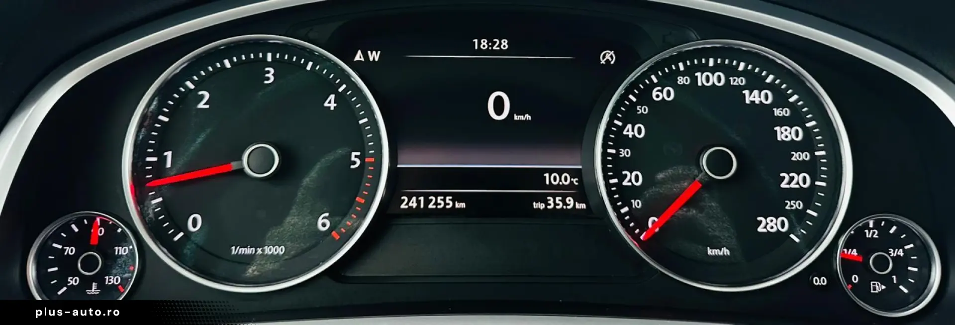 VOLKSWAGEN TOUAREG 2013 3.0D E5 Garantie 12 Luni Rate Avans