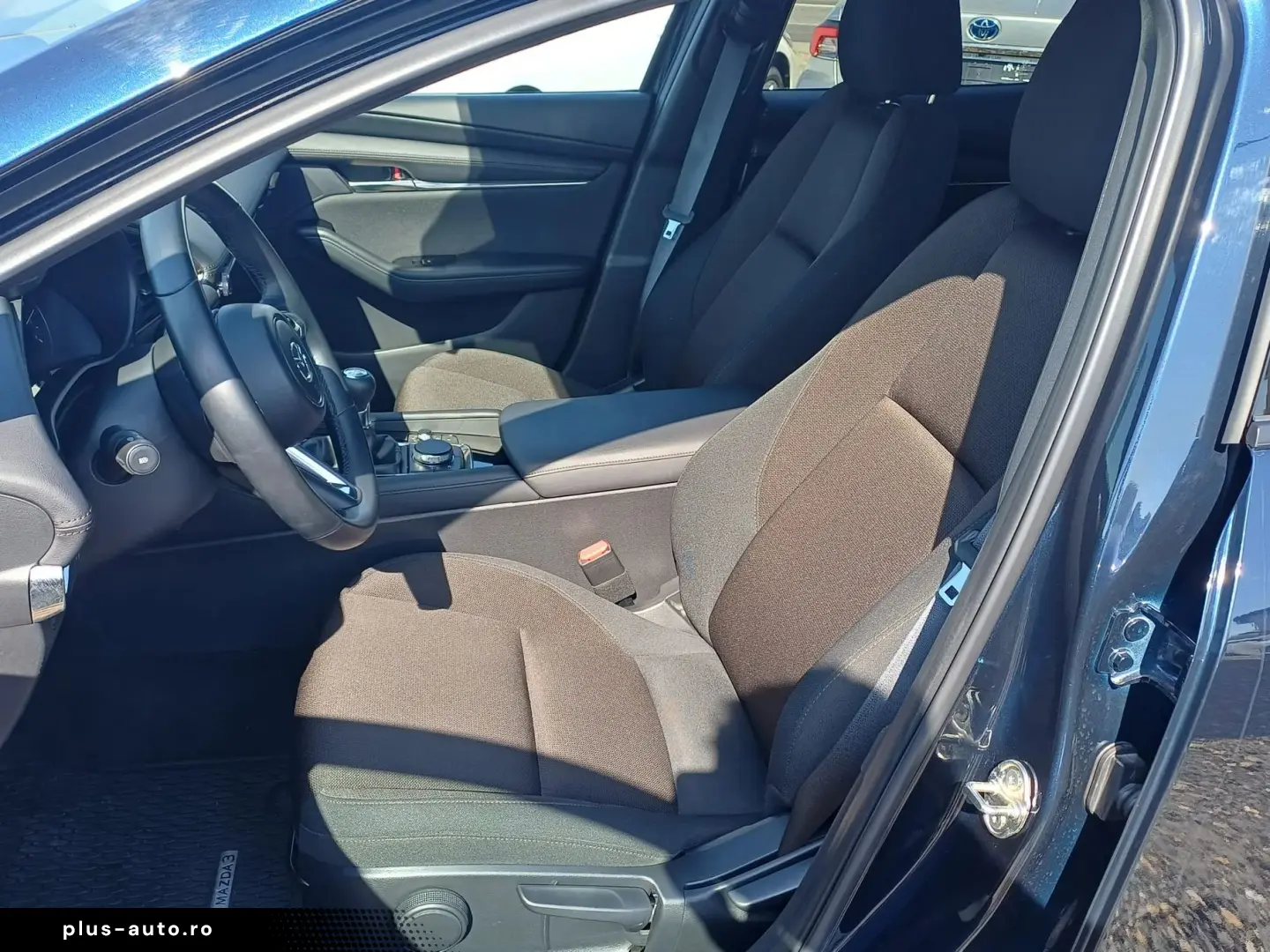 MAZDA 3 Sedan 2.0 Mildhybrid 150 CP MT6