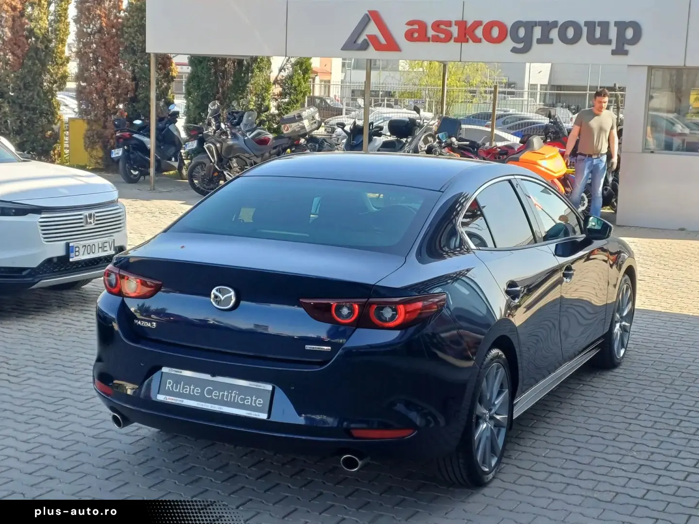 MAZDA 3 Sedan 2.0 Mildhybrid 150 CP MT6