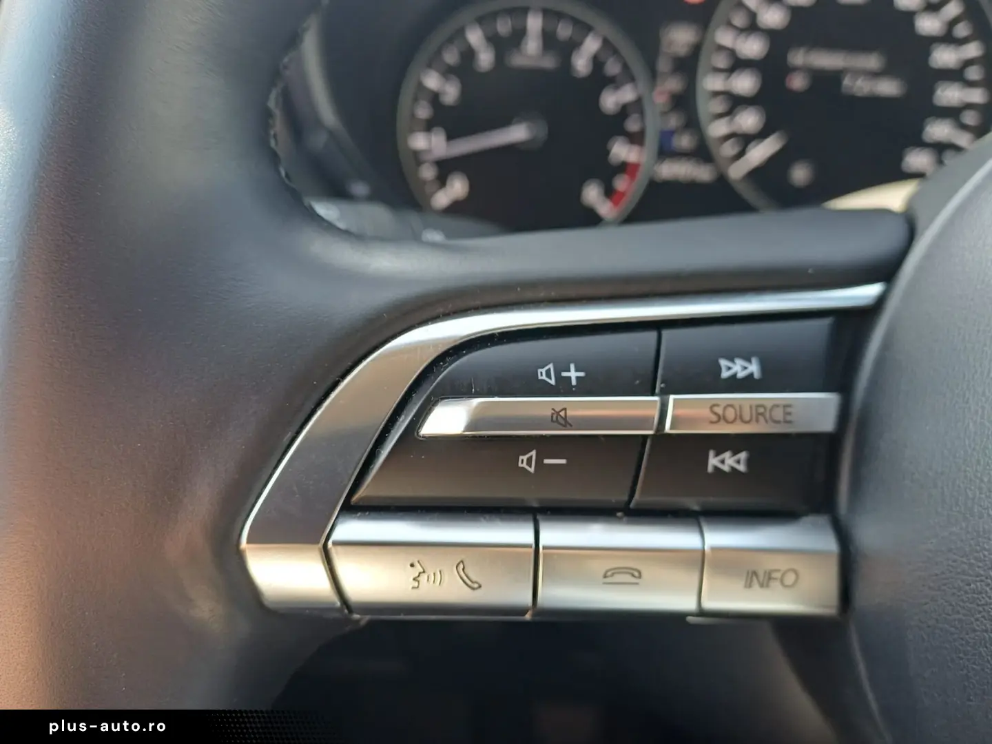 MAZDA 3 Sedan 2.0 Mildhybrid 150 CP MT6