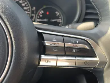 MAZDA 3 Sedan 2.0 Mildhybrid 150 CP MT6