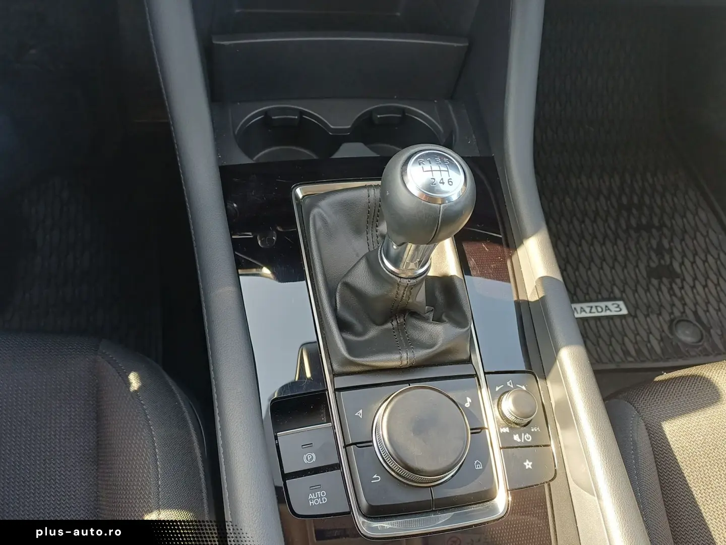 MAZDA 3 Sedan 2.0 Mildhybrid 150 CP MT6