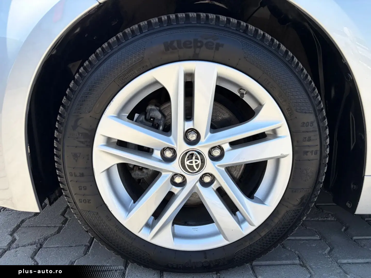 TOYOTA COROLLA TS 1.8 Hybrid Dynamic   Car no.159