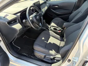 TOYOTA COROLLA TS 1.8 Hybrid Dynamic   Car no.159