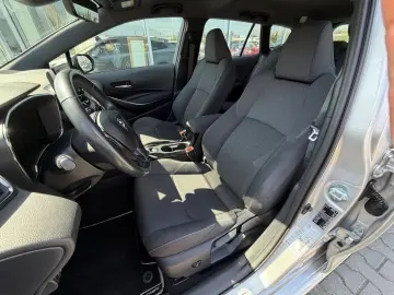 TOYOTA COROLLA TS 1.8 Hybrid Dynamic   Car no.159