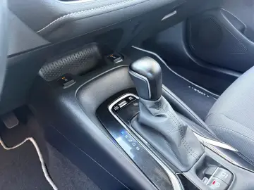 TOYOTA COROLLA TS 1.8 Hybrid Dynamic   Car no.159