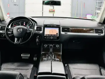 VOLKSWAGEN TOUAREG 2013 3.0D E5 Garantie 12 Luni Rate Avans