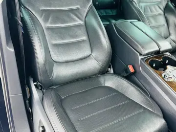 VOLKSWAGEN TOUAREG 2013 3.0D E5 Garantie 12 Luni Rate Avans