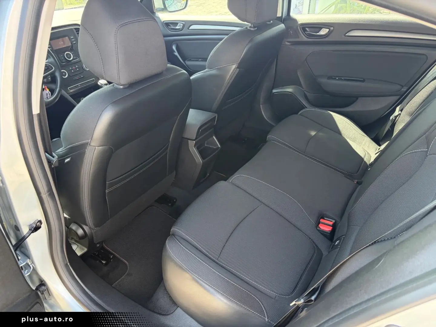 RENAULT MEGANE 1.3 TCe GPF Zen   Car no. 58