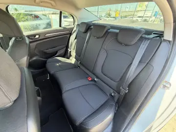 RENAULT MEGANE 1.3 TCe GPF Zen   Car no. 58