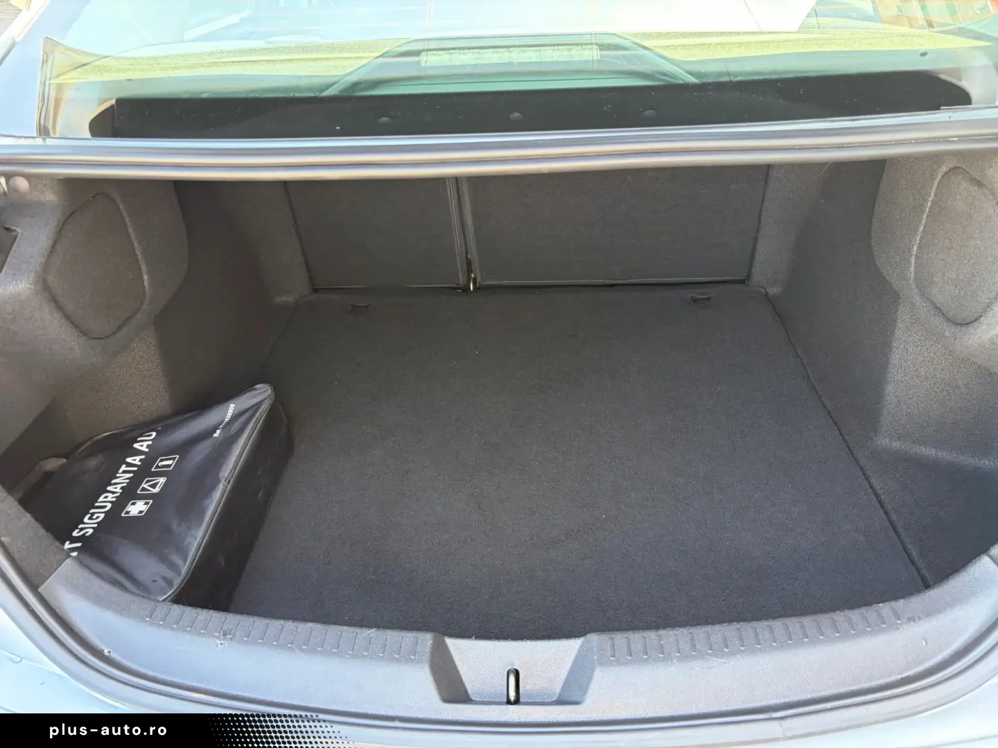 RENAULT MEGANE 1.3 TCe GPF Zen   Car no. 58