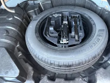 RENAULT MEGANE 1.3 TCe GPF Zen   Car no. 58