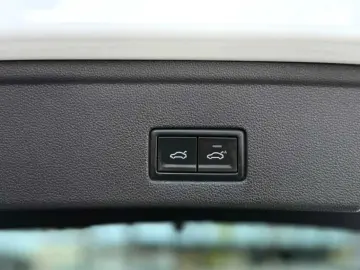 Volkswagen Touareg Gen-Iii-2018