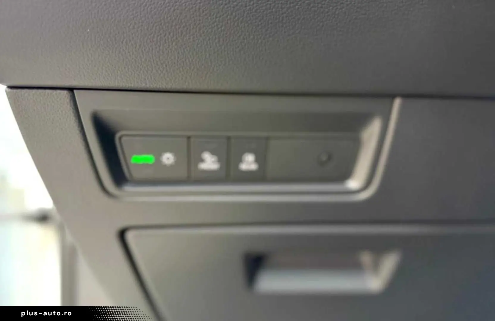 Volkswagen Touareg Gen-Iii-2018