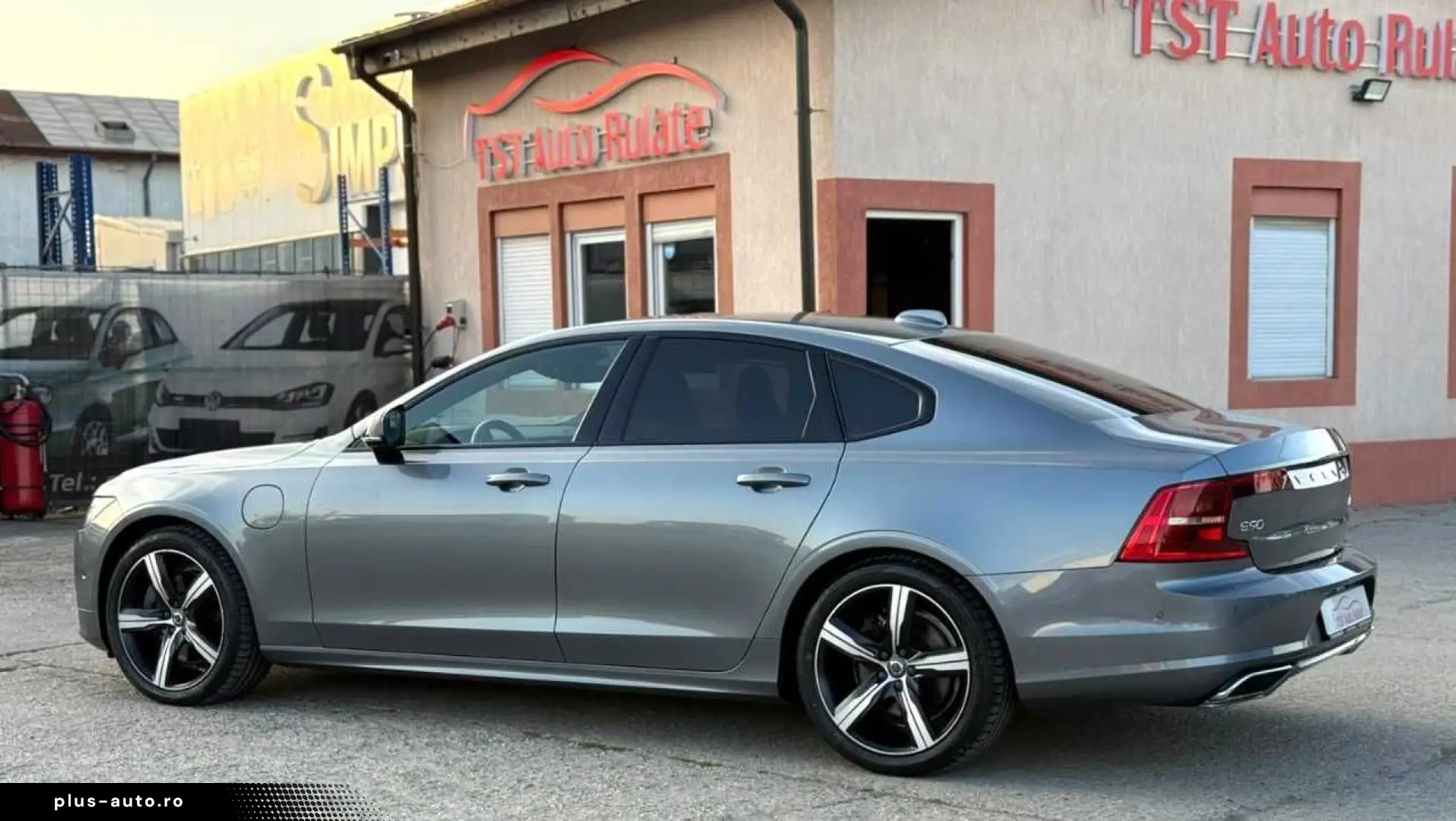 Volvo S90
