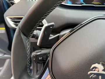 Peugeot 3008 Gen-Ii-2016