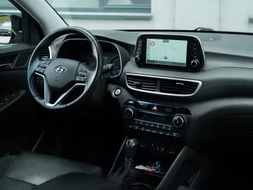 Hyundai Tucson blue 2.0 CRDi 4WD Aut. Premium