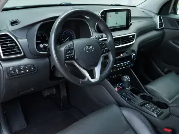 Hyundai Tucson blue 2.0 CRDi 4WD Aut. Premium