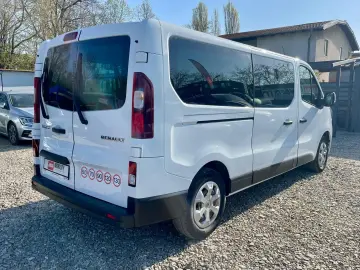 Renault Trafic 8 1 2.0 d