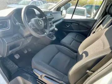 Renault Trafic 8 1 2.0 d