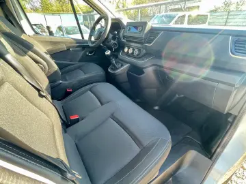 Renault Trafic 8 1 2.0 d