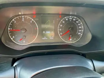 Renault Trafic 8 1 2.0 d