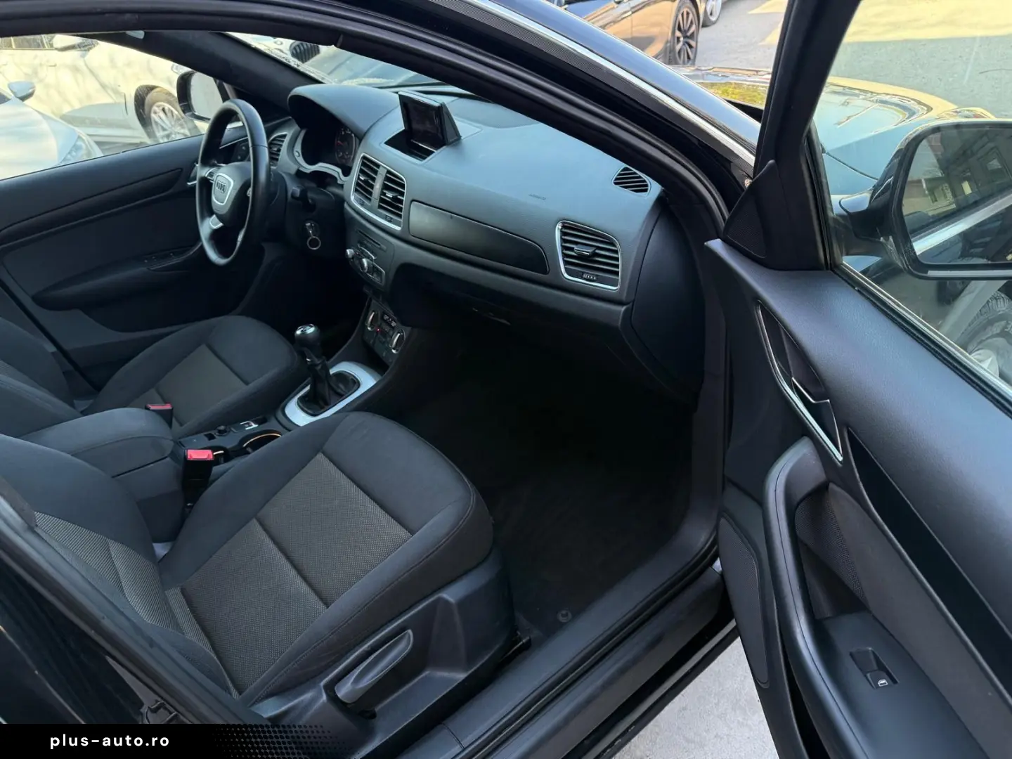 Audi Q3 Gen-8U-2012-2016