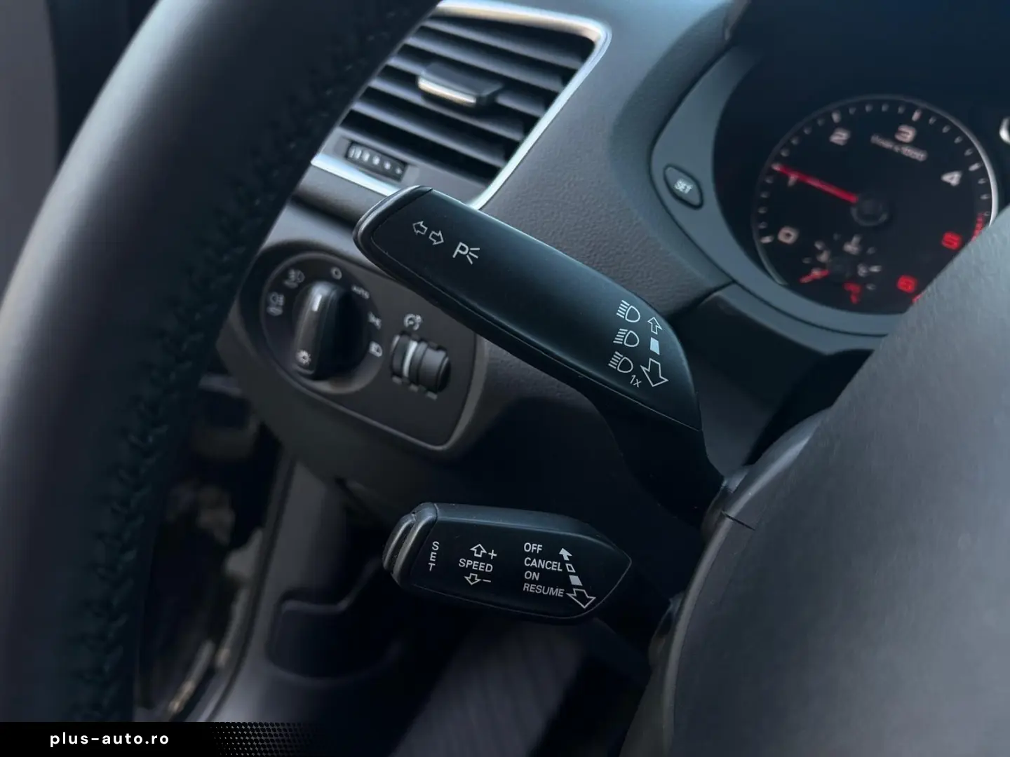 Audi Q3 Gen-8U-2012-2016