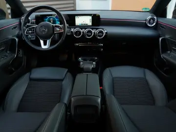 Mercedes-Benz Cla-250 Gen-C118-2019